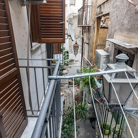 Apartment Palazzo Reale Cozy